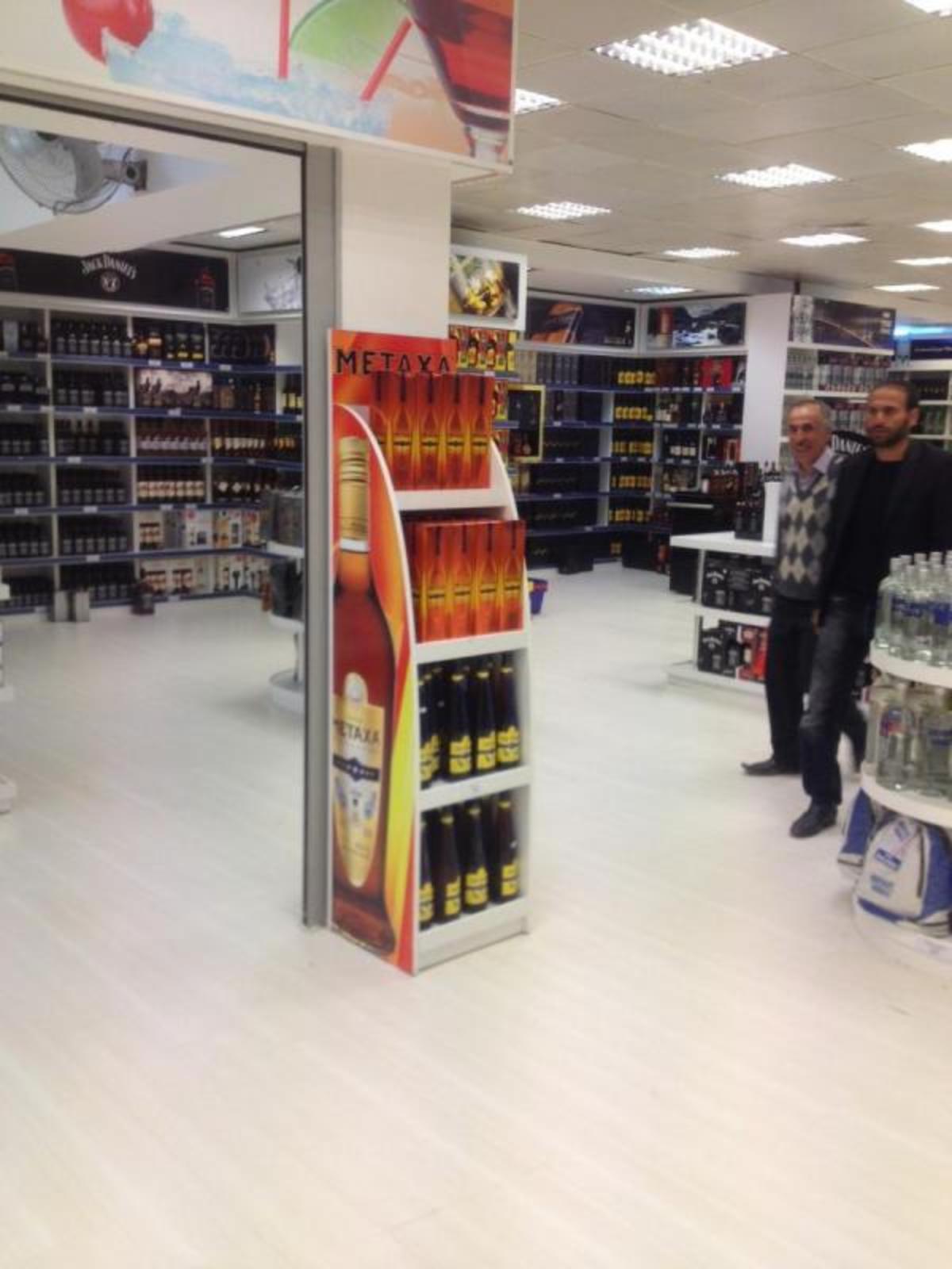 Αποκλειστικό: “Metaxa” στο παράνομο αεροδρόμιο της Τύμπου!