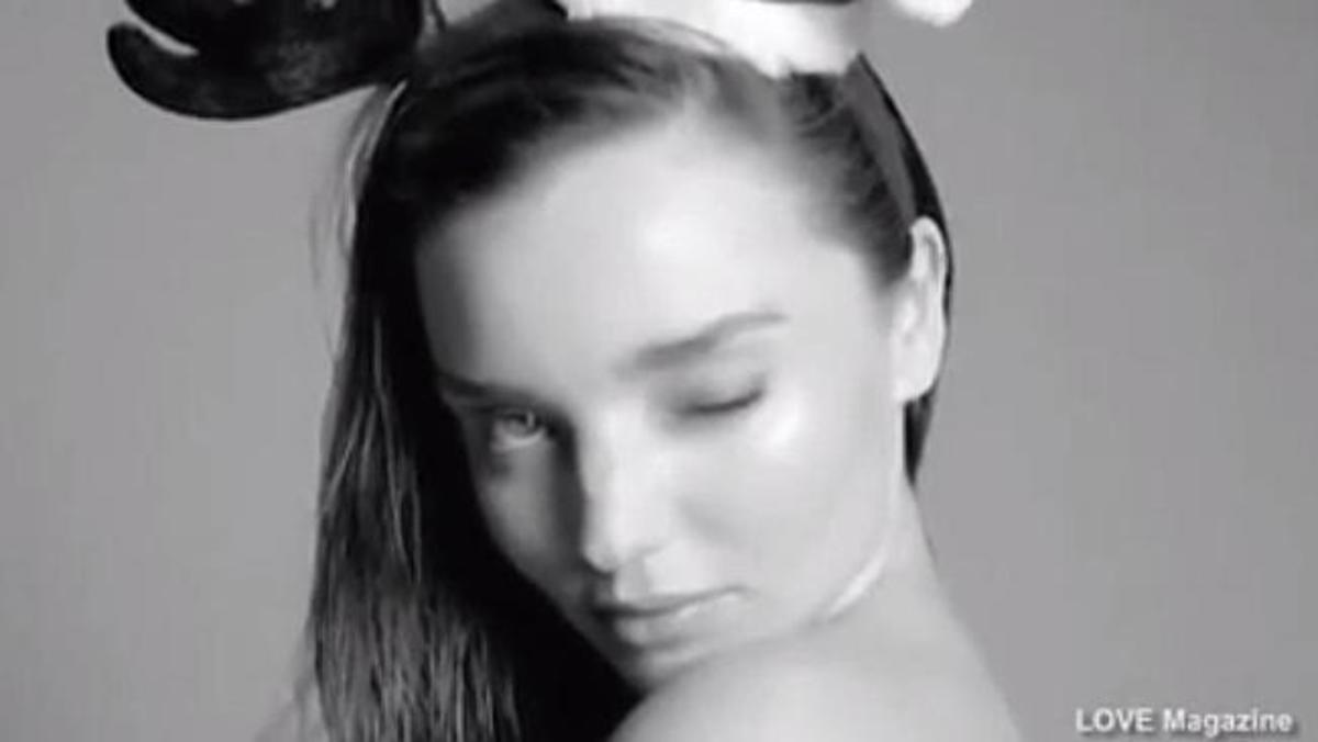 Το αποκαλυπτικό sexy video της Miranda Kerr