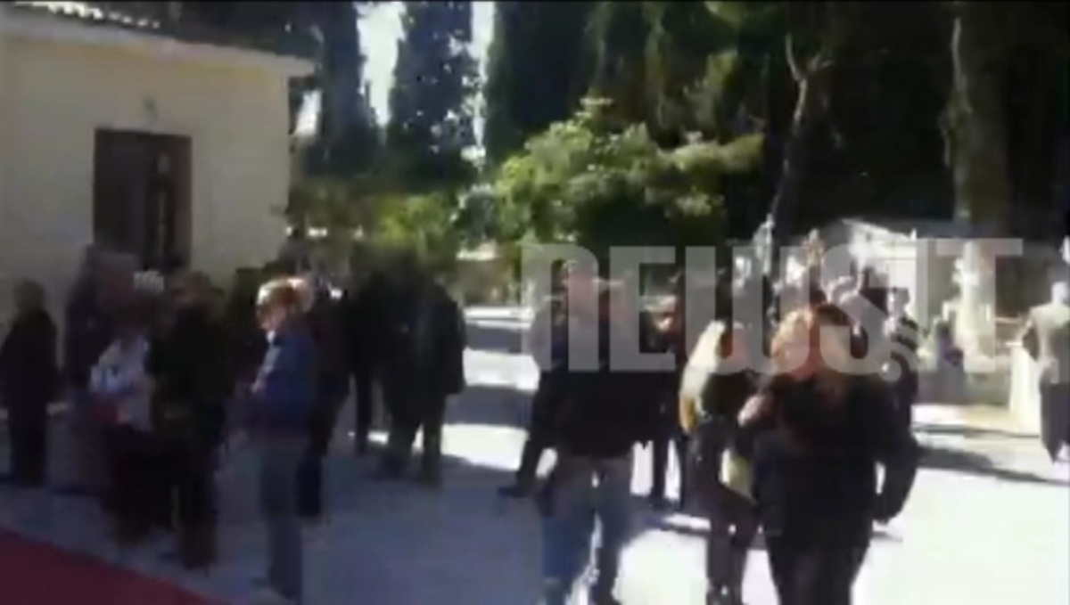 Κηδεία Δ. Μητροπάνου