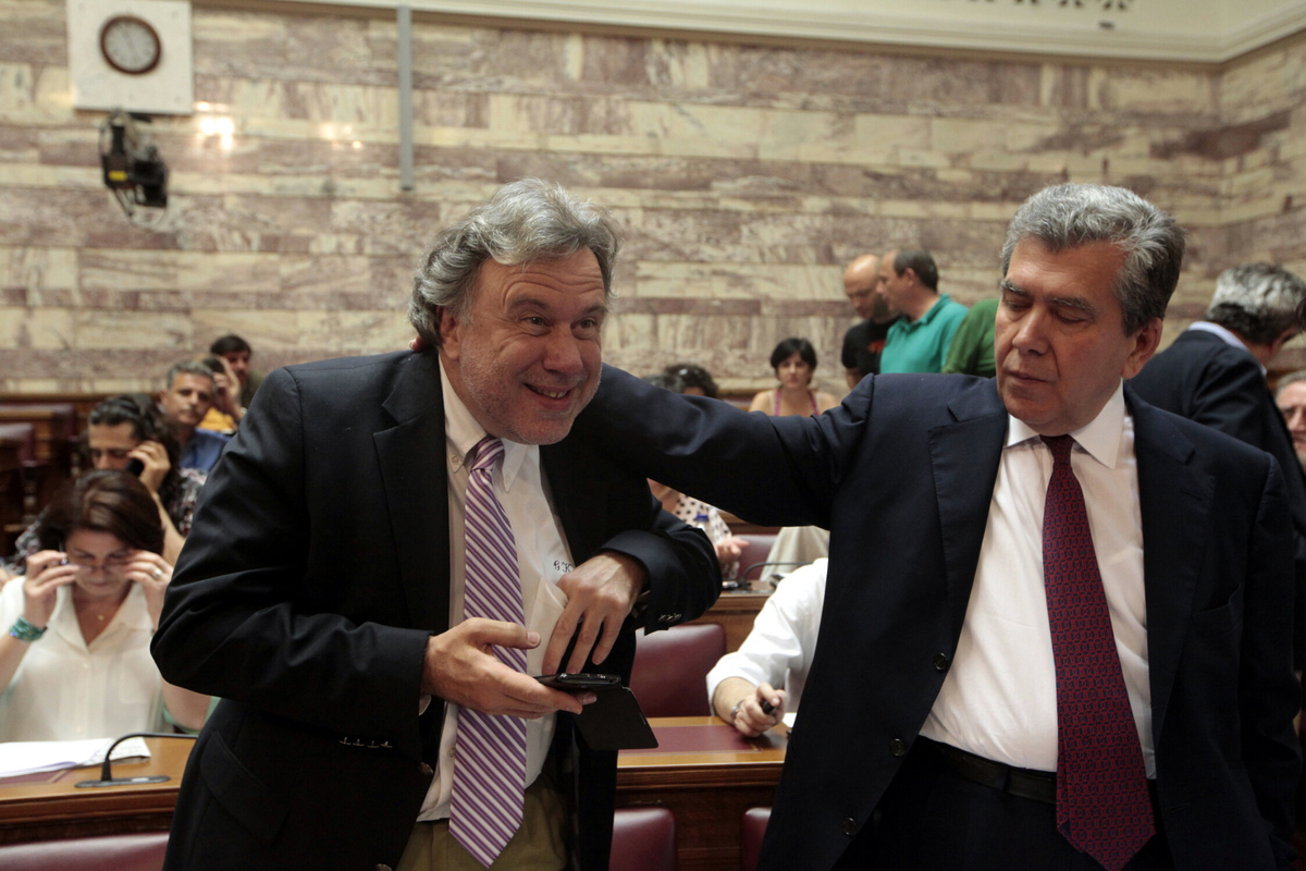 Σφαλιάρες” από τον Μητρόπουλο στον Κατρούγκαλο