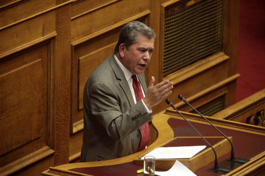 Νέος καυγάς Μητσοτάκη-Μητρόπουλου για την κομπίνα με τις προσλήψεις