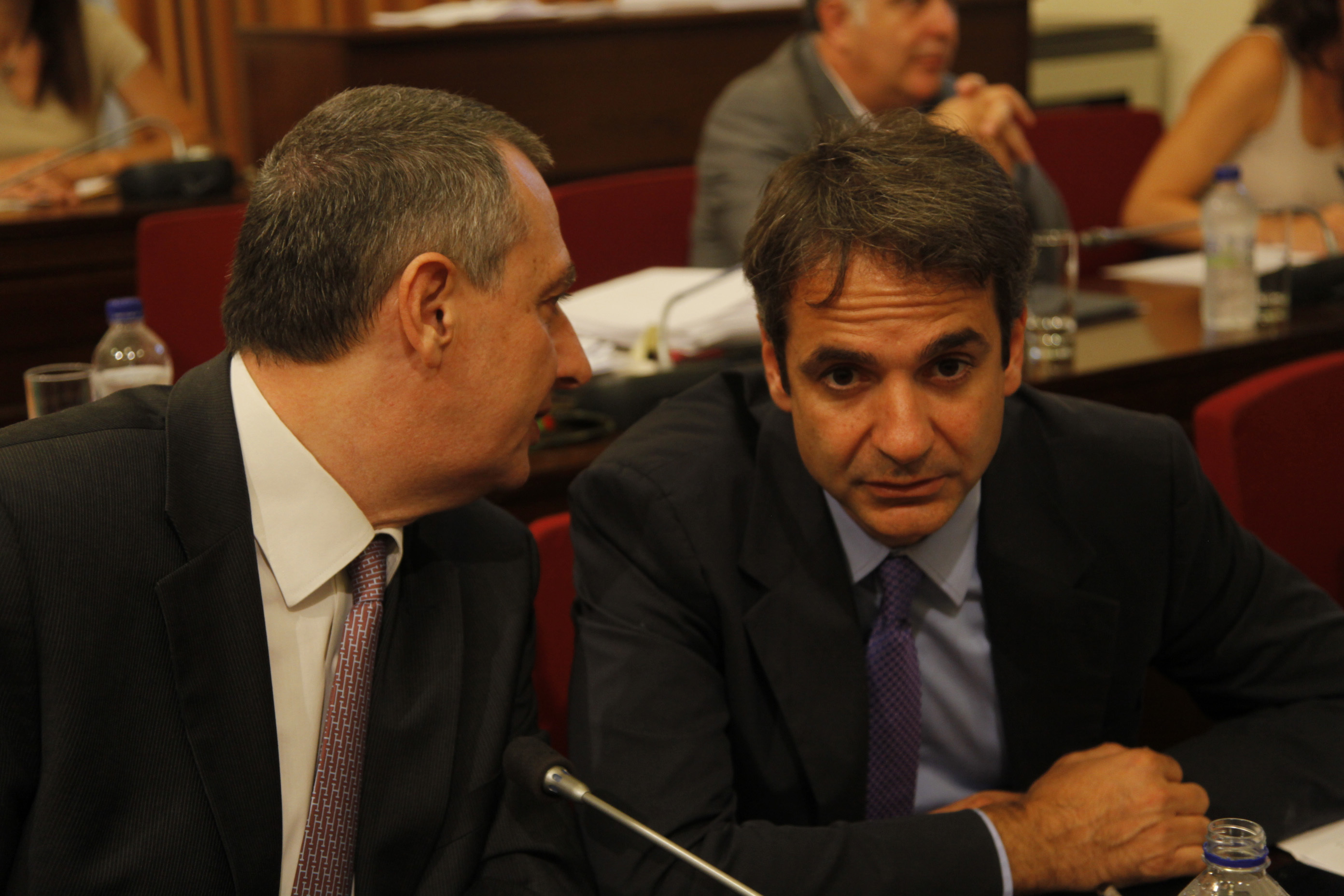 “Μπράβο” Μητσοτάκη στον Καμίνη σχετικά με την απόφαση για τον δημοτικό αστυνομικό