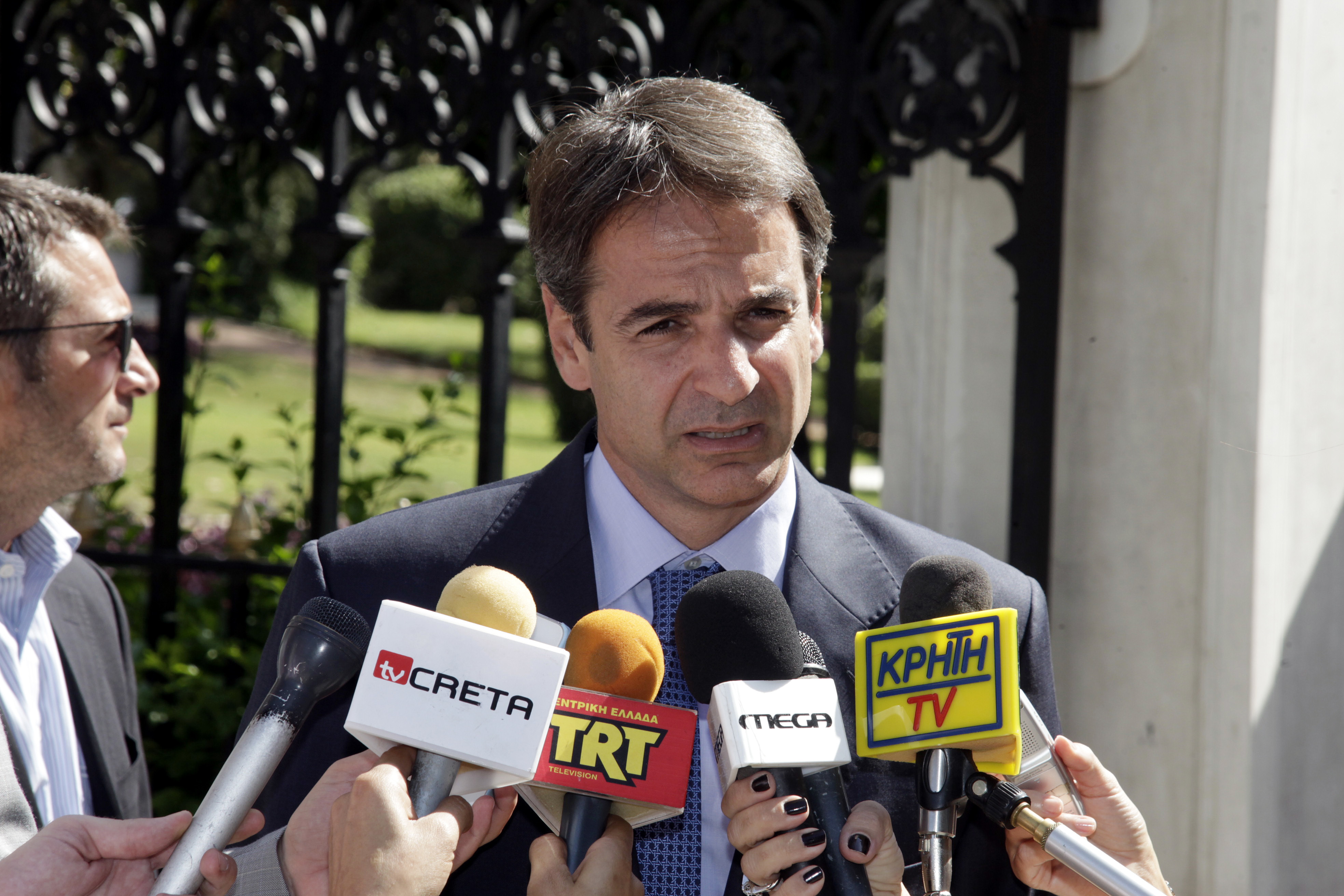 Μητσοτάκης: Το προφίλ του Λαφαζάνη ίσως κοσμεί το νέο χιλιάρικο