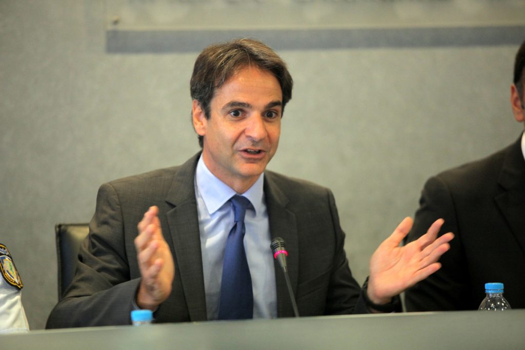 Μητσοτάκης: Ο Βαρουφάκης είναι επικίνδυνος για τη χώρα