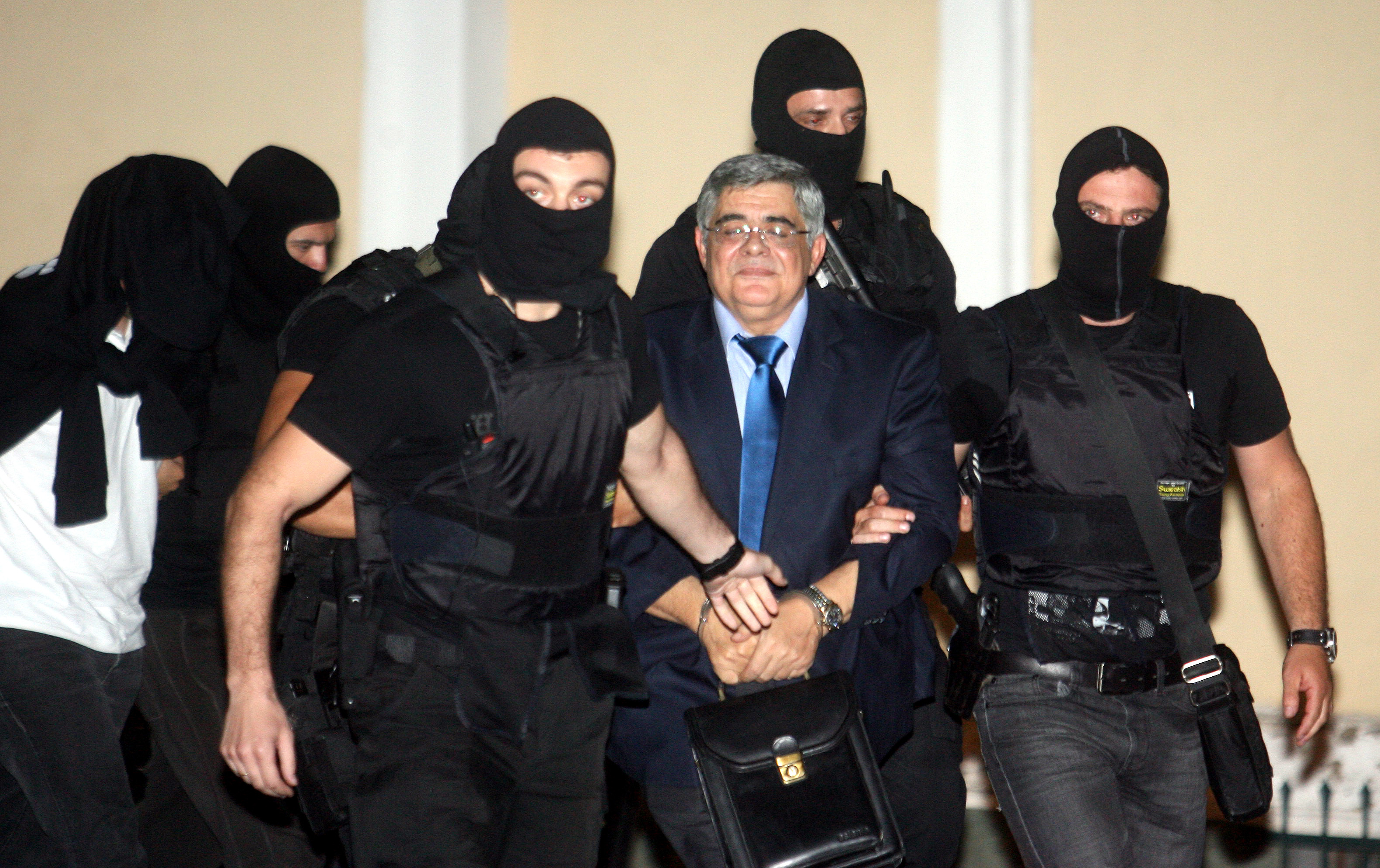 Οργή από τα βίντεο με τον Νίκο Μιχαλολιάκο: Πανηγύρι το Πολυτεχνείο και άτυχοι οι νεκροί της 17ης Νοεμβρίου