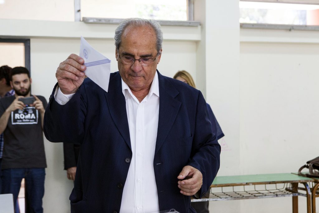 Εκλογές 2014 – Παραδοχή Μιχαλολιάκου: Γεύομαι την πίκρα της ήττας