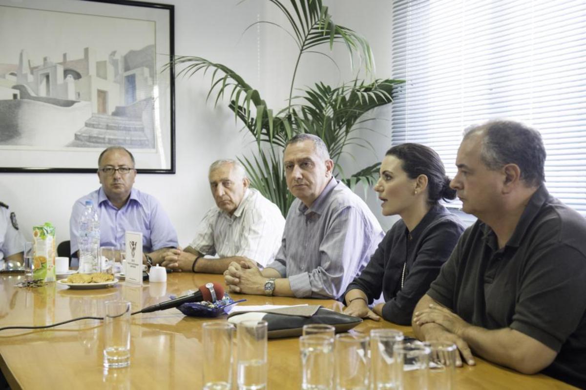 Από τη σύσκεψη που έγινε σήμερα για το θέμα - ΦΩΤΟ EUROKINISSI