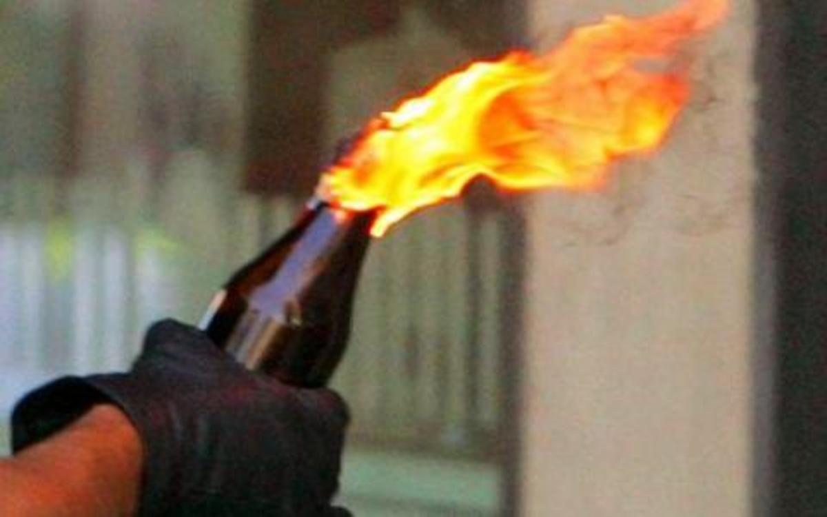 Επίθεση με μολότοφ σε σύνδεσμο του Ολυμπιακού