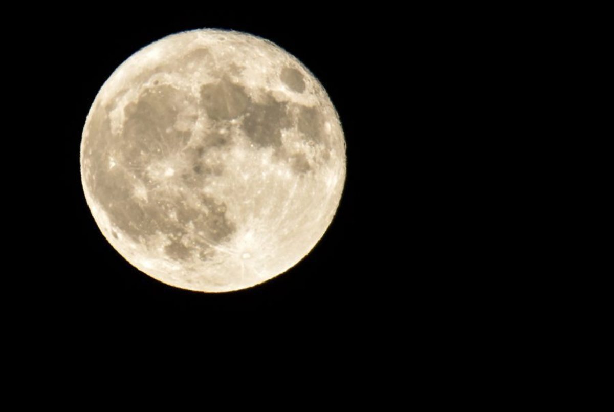 Πανσέληνος 14 Νοεμβρίου: Το μεγαλύτερο φεγγάρι εδώ και 68 χρόνια!