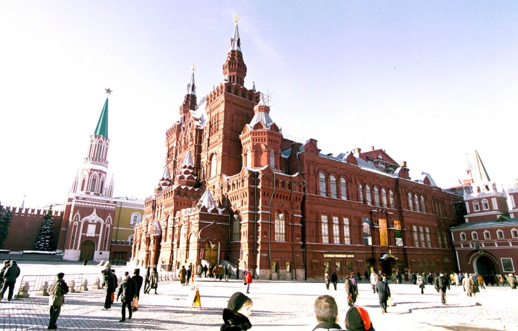 Πρώτη παγκοσμίως η Ελλάδα στη θετική άποψη για τη Ρωσία