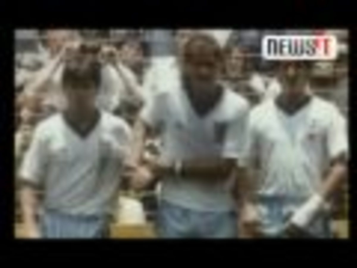 Το χέρι του Θεού VS Tο γκολ του αιώνα