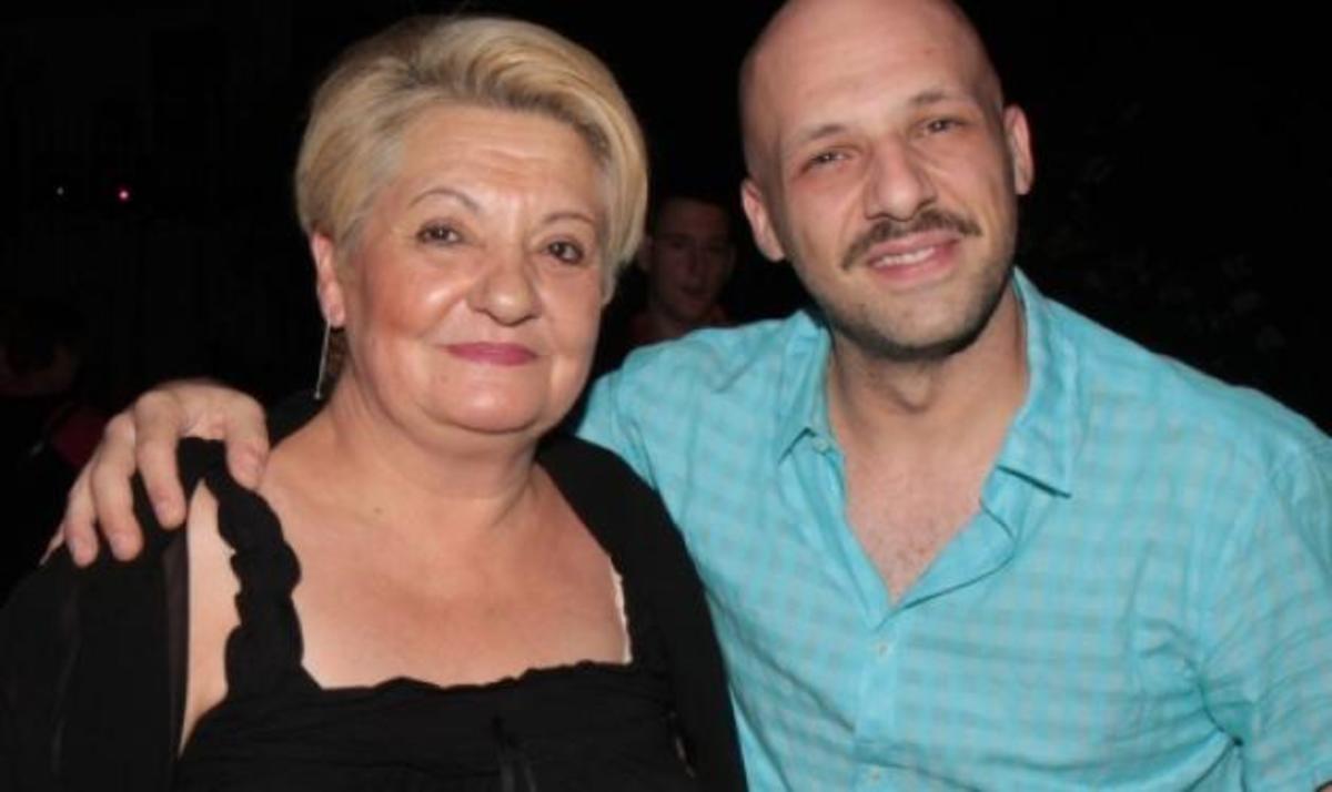 Βαρύ πένθος για τον Νίκο Μουτσινά – Πέθανε η μητέρα του