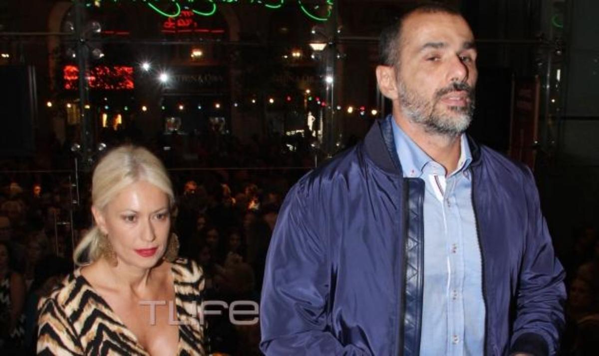 Μαρία Μπακοδήμου: Με τον σύντροφό της στο θέατρο!