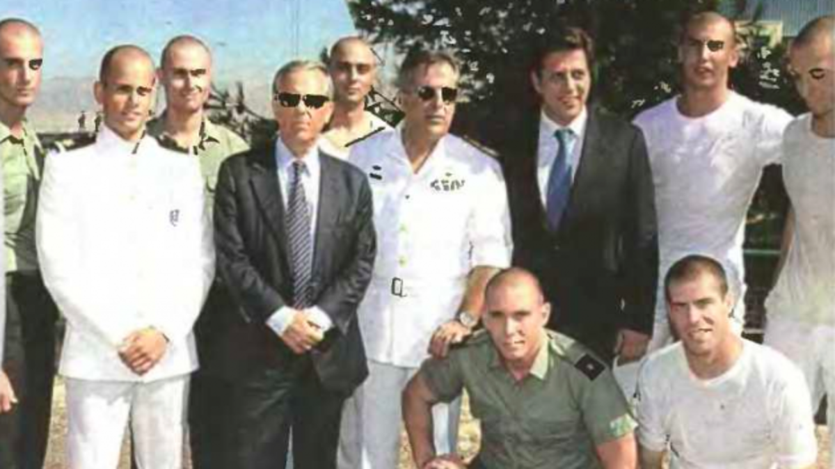 Η σχέση Μπαλτάκου με τις Ένοπλες Δυνάμεις – Αλήθειες και υπερβολές