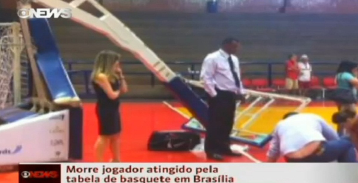 Κάρφωσε και έχασε τη ζωή του! (VIDEO)