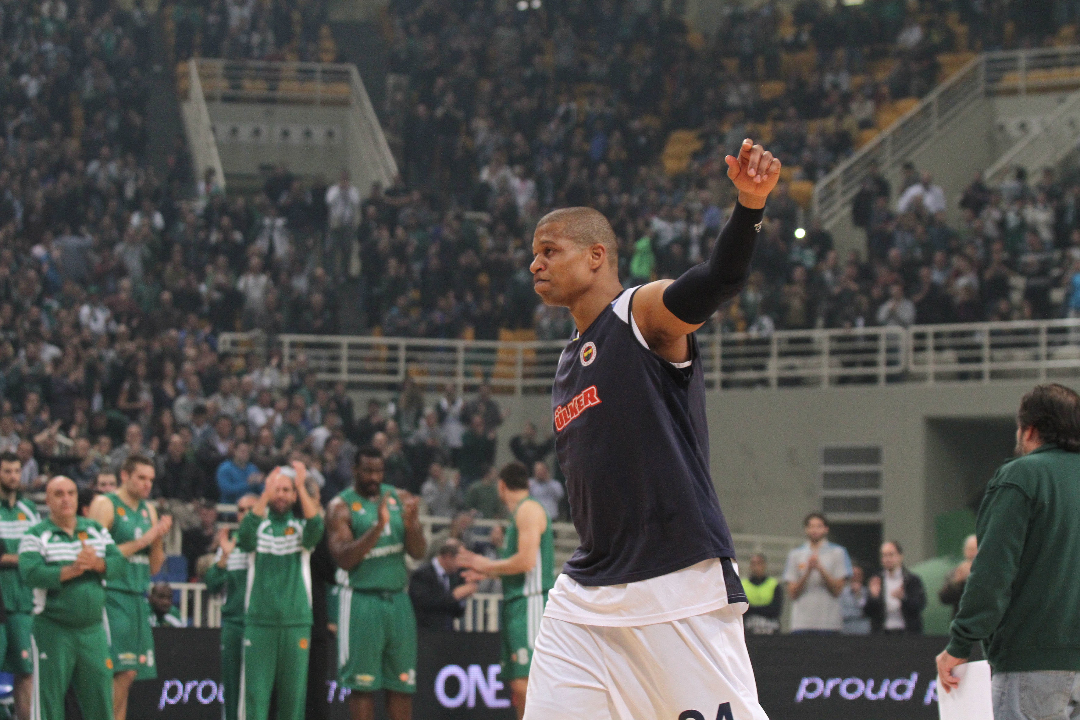 Επιστρέφει... σπίτι του