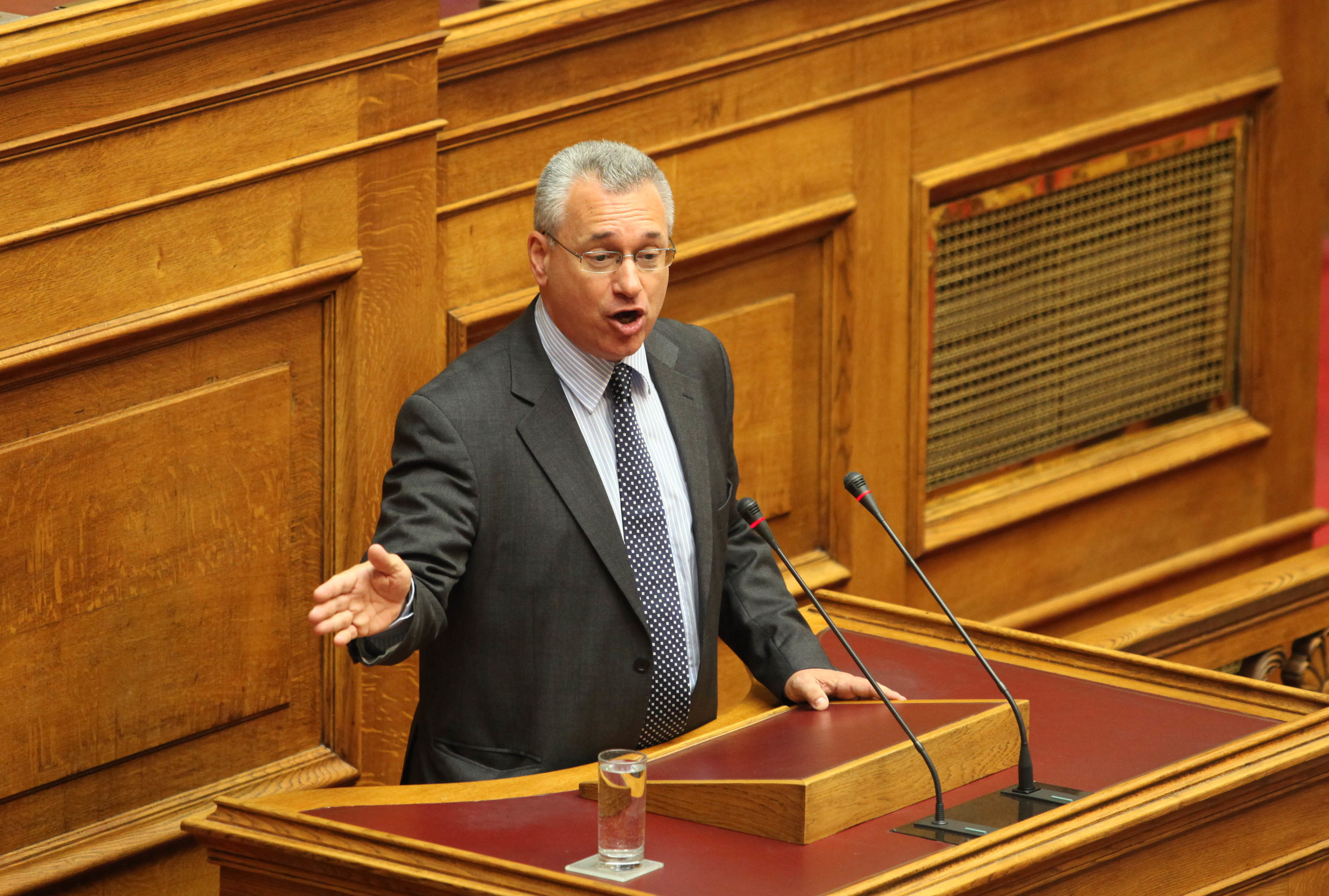 Μαρκόπουλος: Να πουληθούν μόνο οι ζημιογόνες ΔΕΚΟ