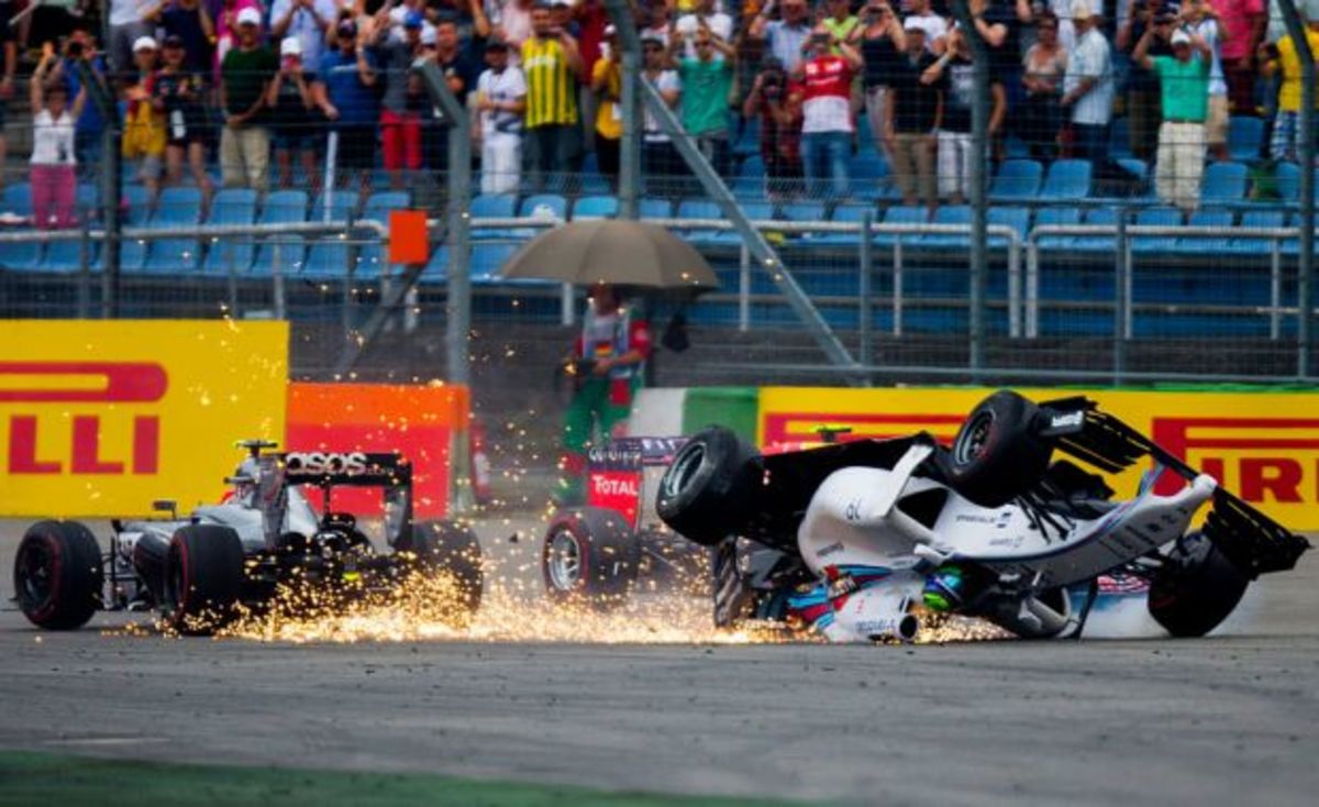 F1: Το ατύχημα του Felipe Massa και η τούμπα που έφερε με το μονοθέσιο του (VIDEO)