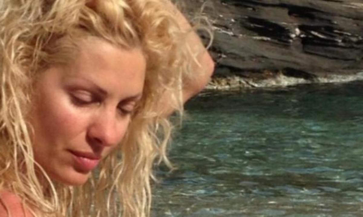 Ελένη Μενεγάκη: Ετοιμάζεται για το φινάλε της εκπομπής της