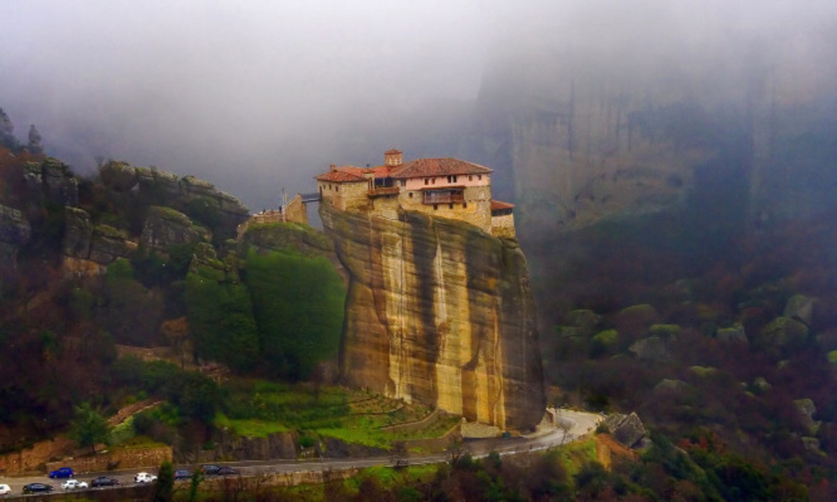 ΕΚΠΛΗΚΤΙΚΟ! Τα 10 μοναστήρια που καθηλώνουν!