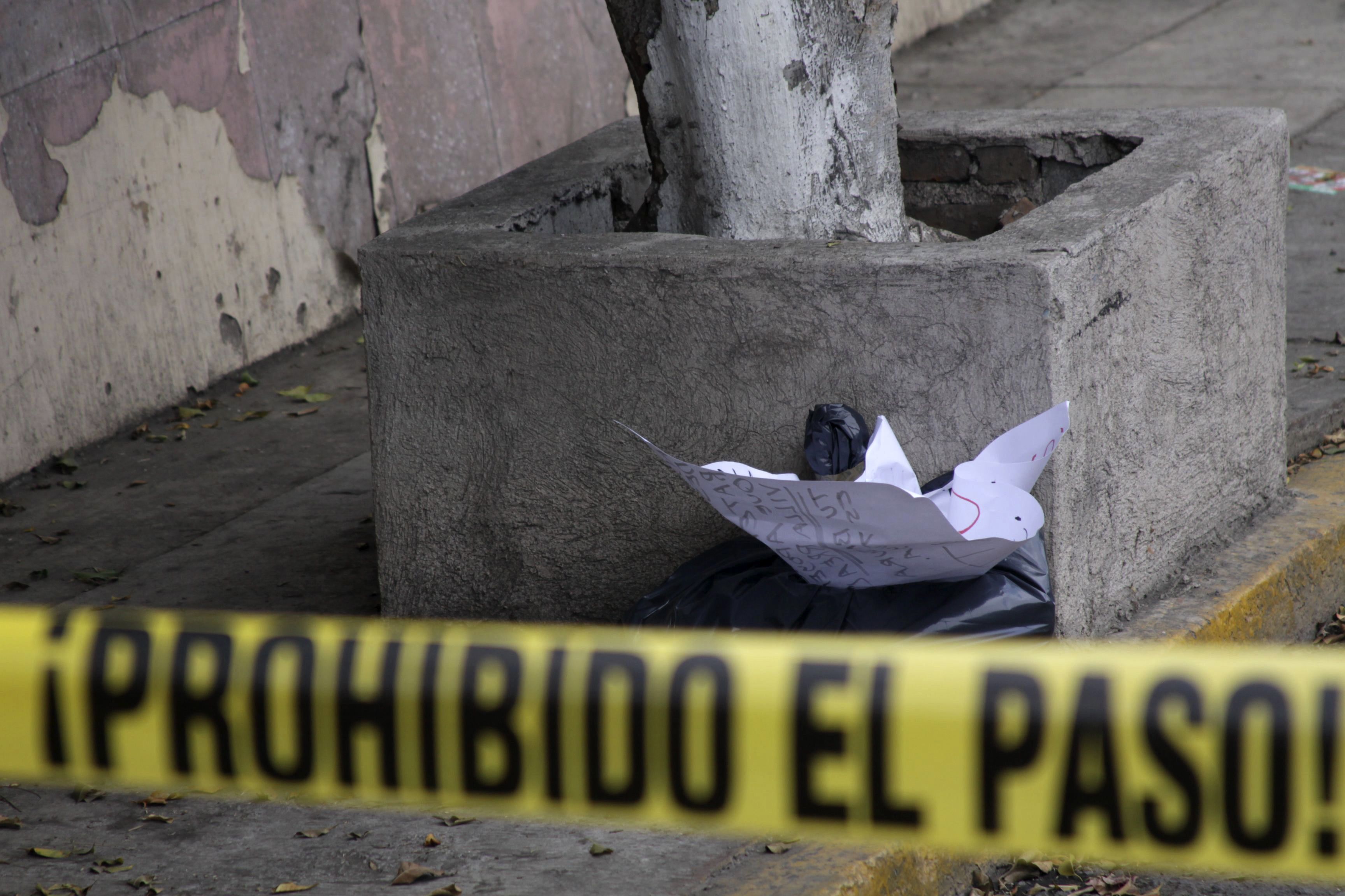 Ισημερινός: Επίθεση με 5 νεκρούς – Στο οργανωμένο έγκλημα την αποδίδει ο Υπουργός Εσωτερικών