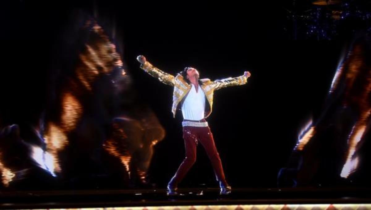 O Michael Jackson εμφανίζεται στη σκηνή των μουσικών βραβείων Billboard ως ολόγραμμα!