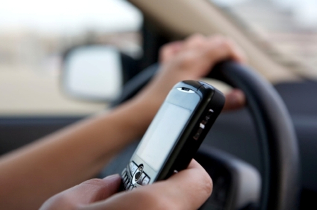 Φορτίστε… ασύρματα το κινητό σας ενώ οδηγείτε!