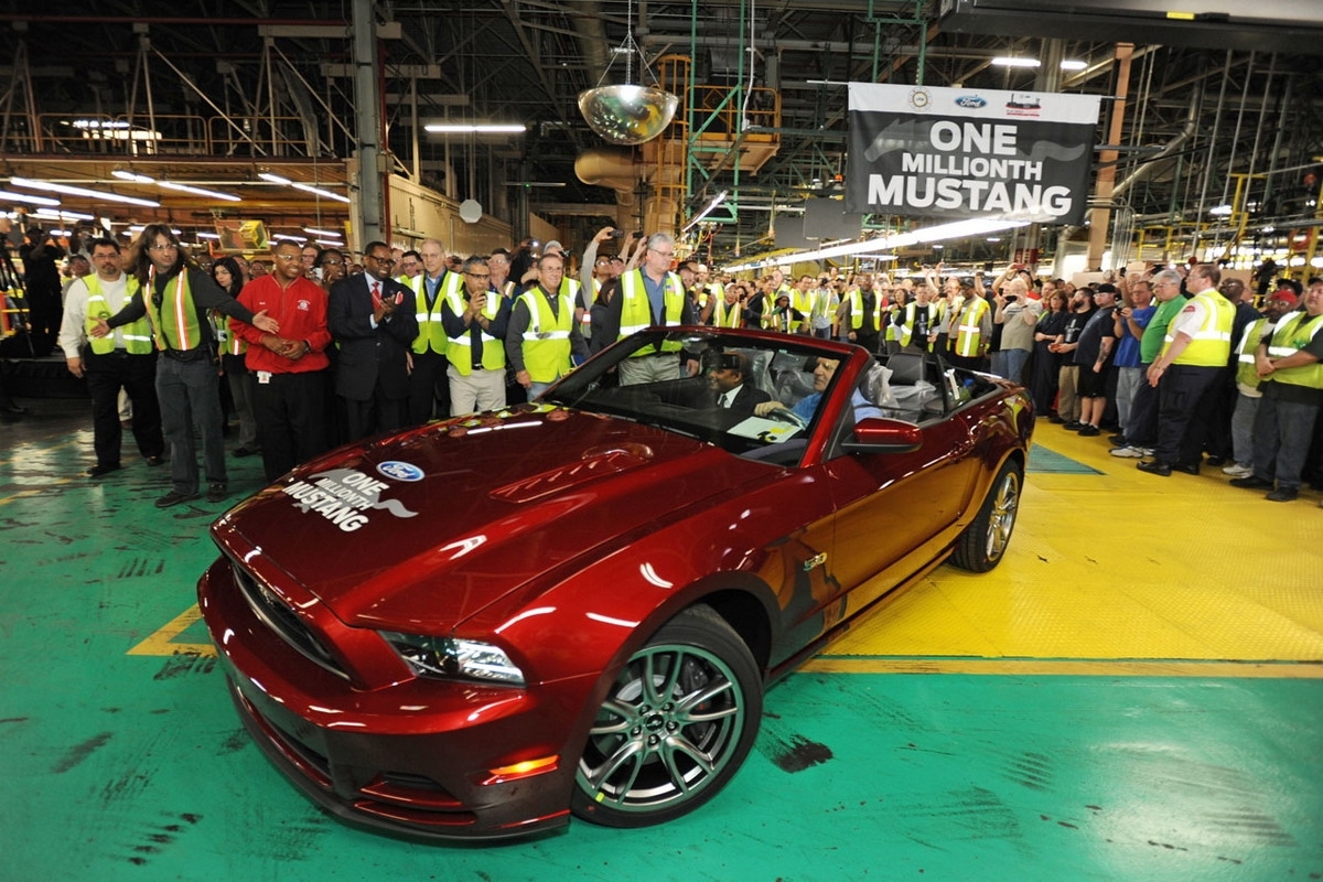 1.000.000 Mustang από το εργοστάσιο στο Φλατ Ροκ