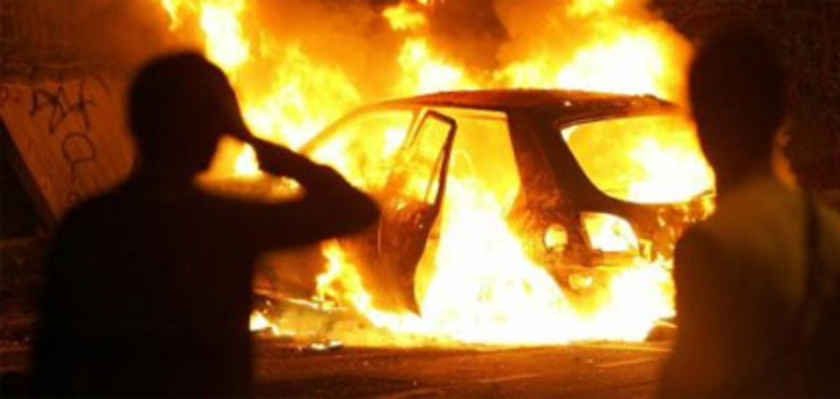 Ματωμένη πρωτοχρονιά στην Ιταλία με έναν νεκρό και 500 τραυματίες από βαρελότα και πυροτεχνήματα – Δείτε το video