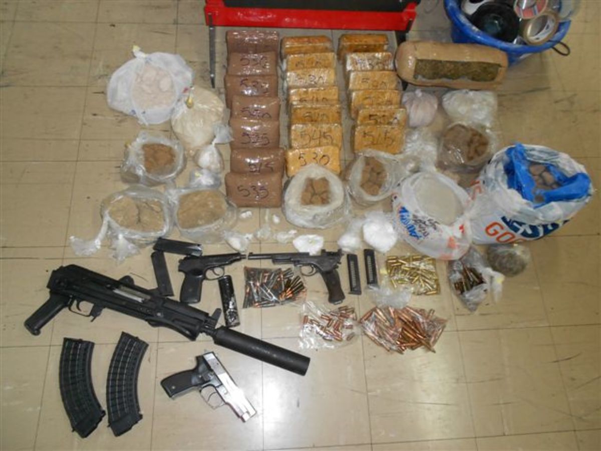 Έπιασαν μεγαλέμπορο ναρκωτικών στη Ν. Σμύρνη