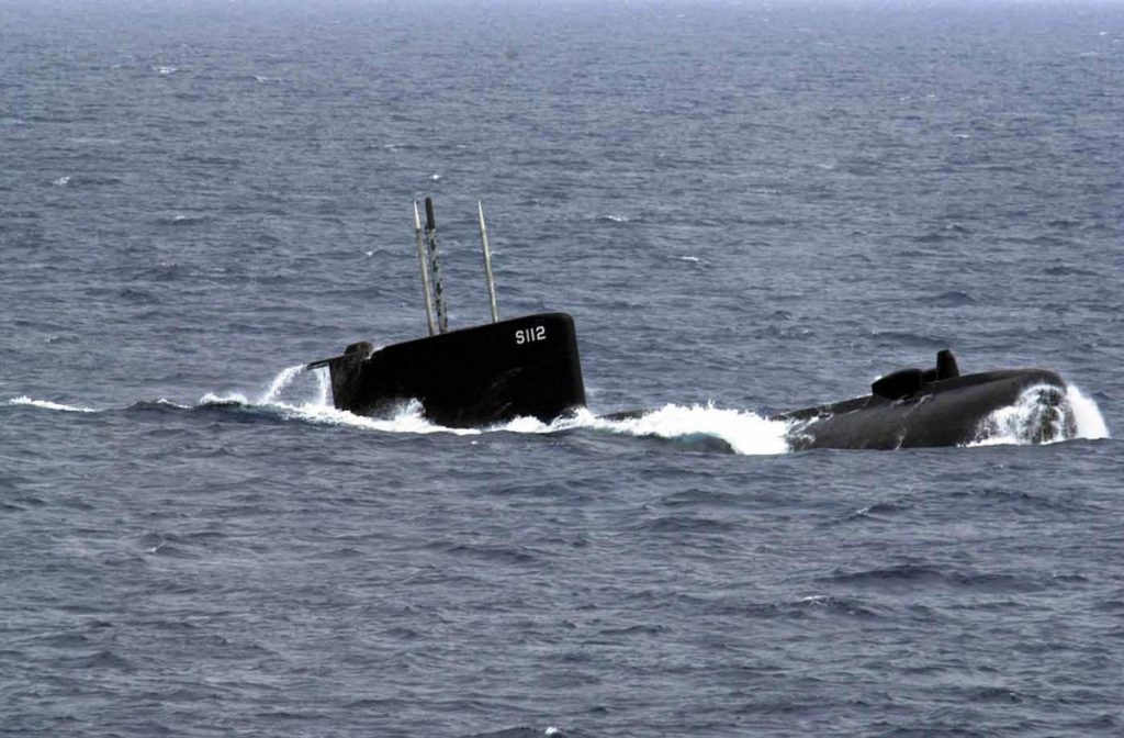 Χαμός στη Μεσόγειο! Ρωσικά πολεμικά “έδιωξαν’ υποβρύχιο του ΝΑΤΟ