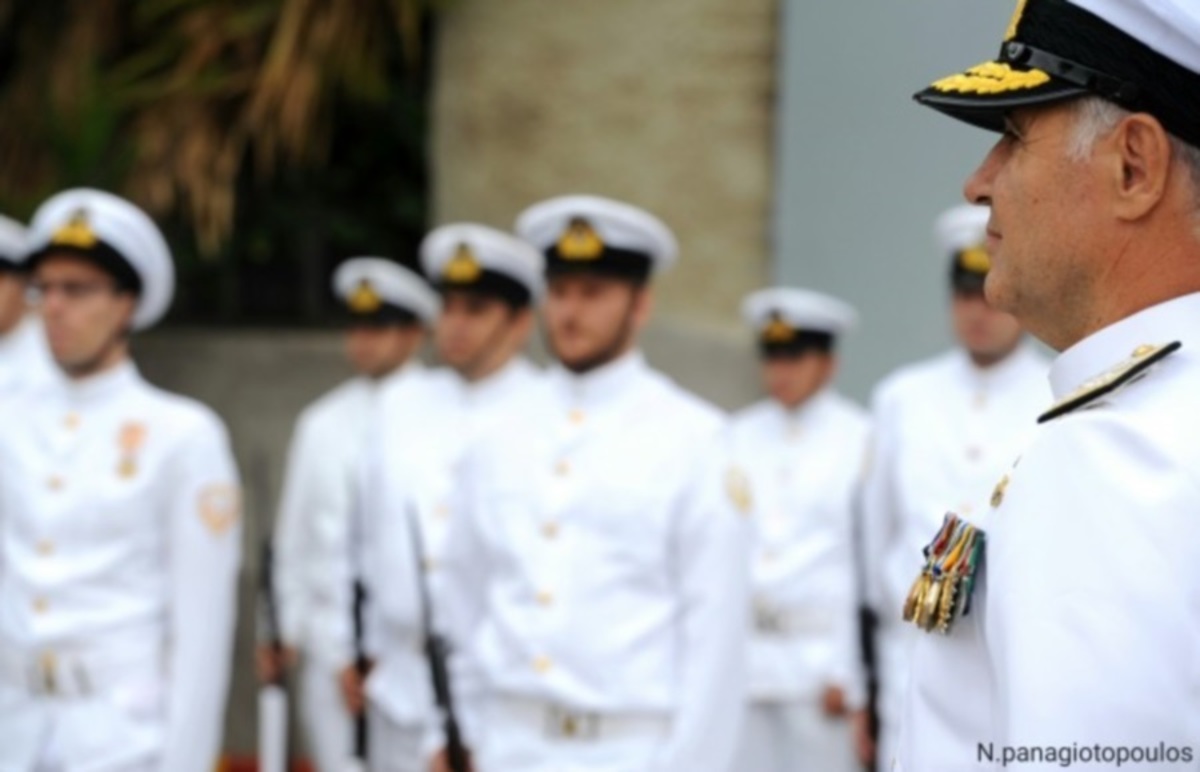 Καψόνια σε Σχολή Ναυτικών Δοκίμων και Σχολή Ευελπίδων!