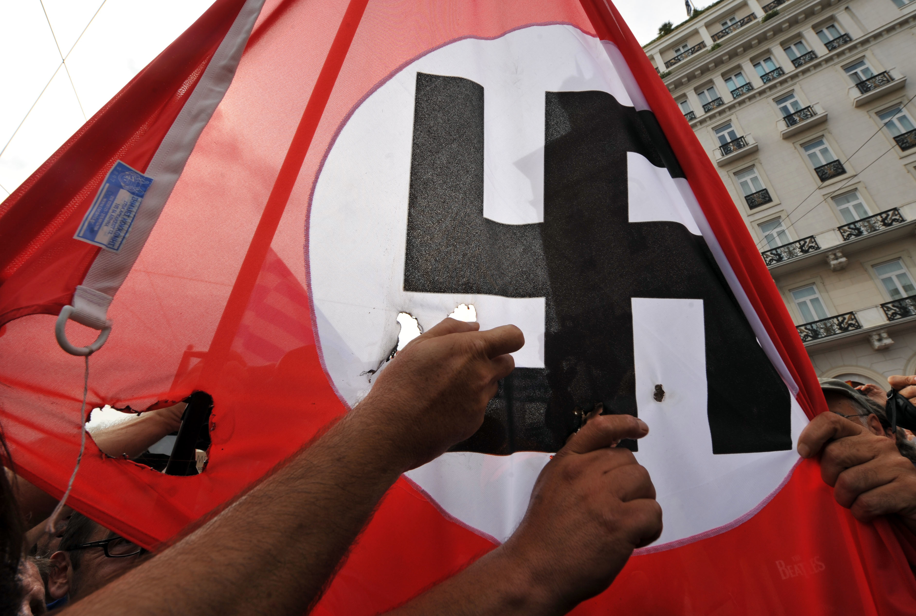 Μία νέα εφαρμογή για smartphones “κατά των ναζί”