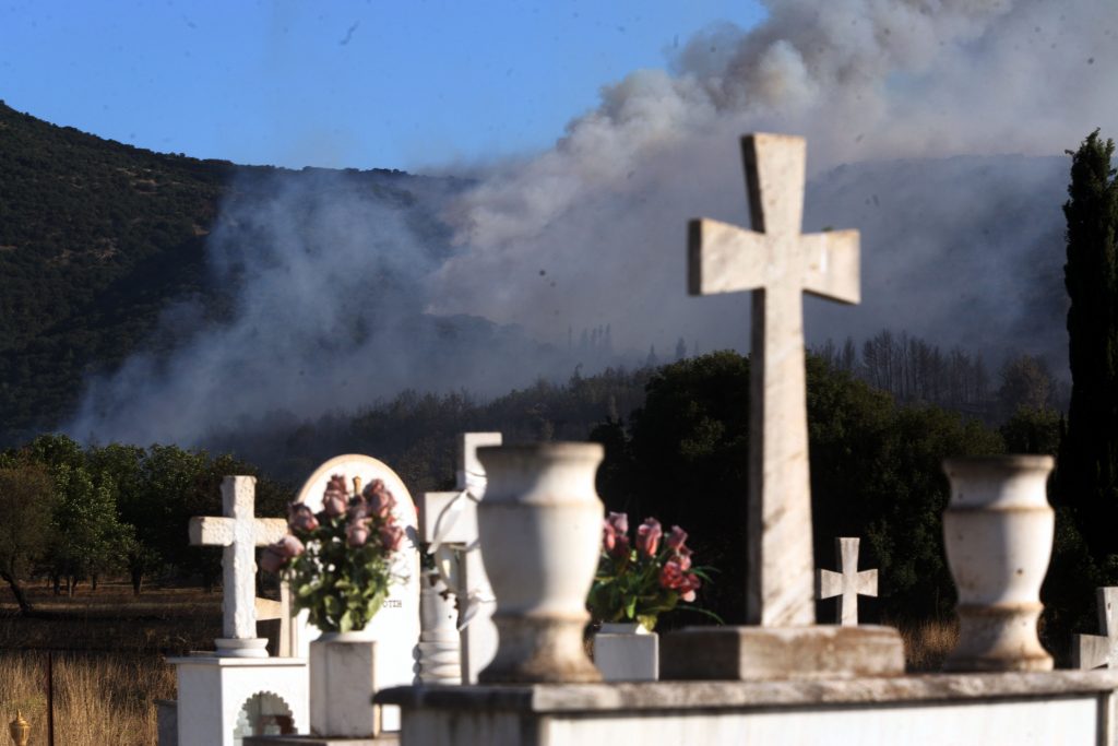 Λήστεψαν το Α’ Νεκροταφείο!