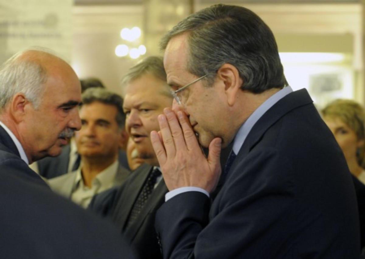 “Έναν υπουργό για το Άμυνας…”