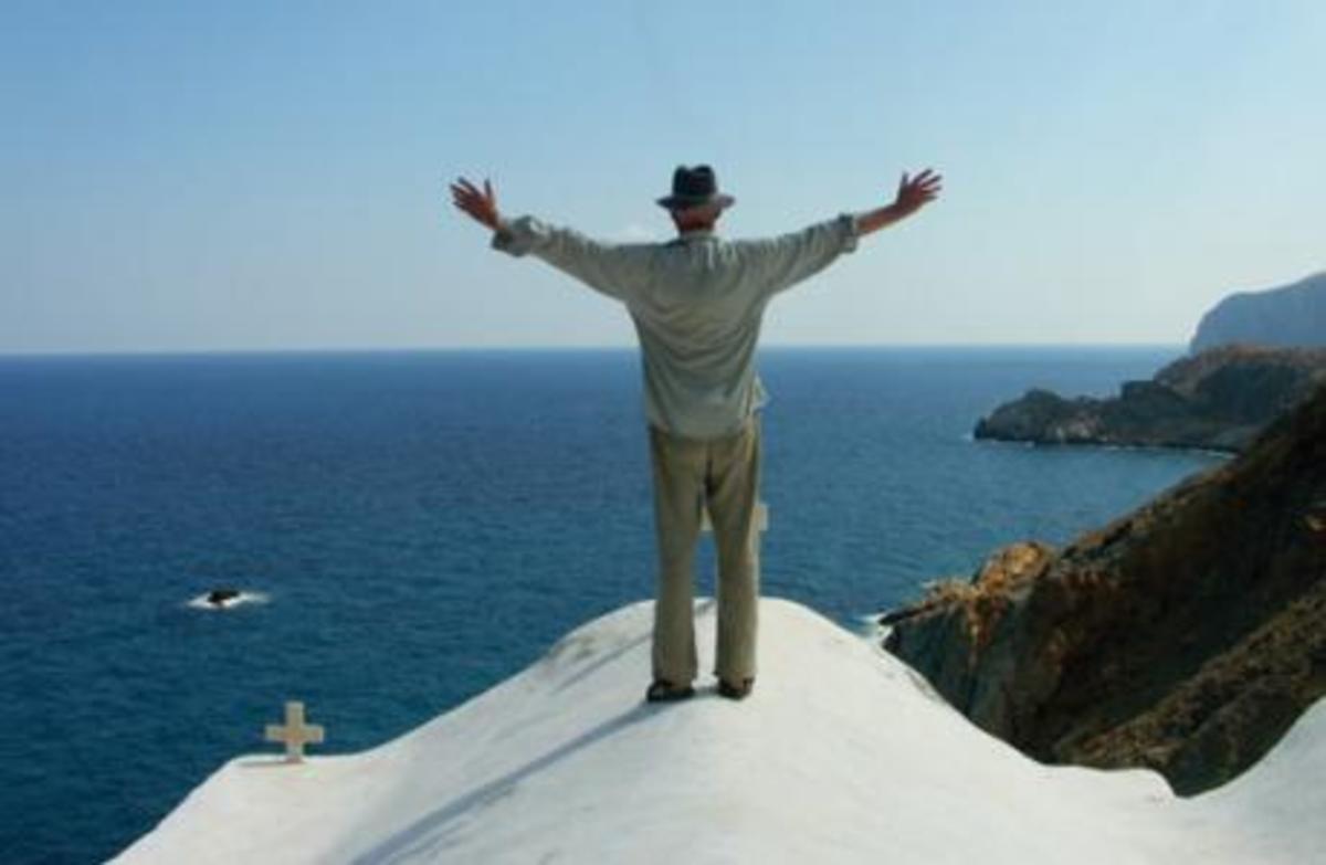 Διαλέχτε!Πουλάμε Μύκονο και Σαντορίνη