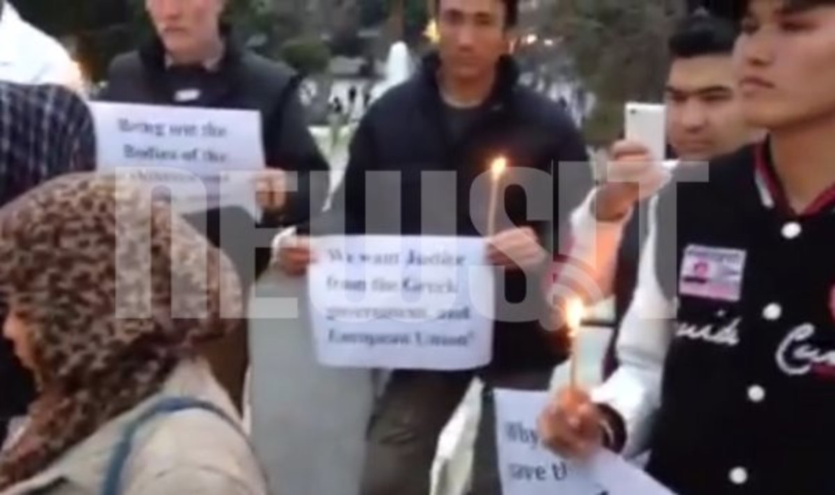 Συγκέντρωση μεταναστών στο Σύνταγμα