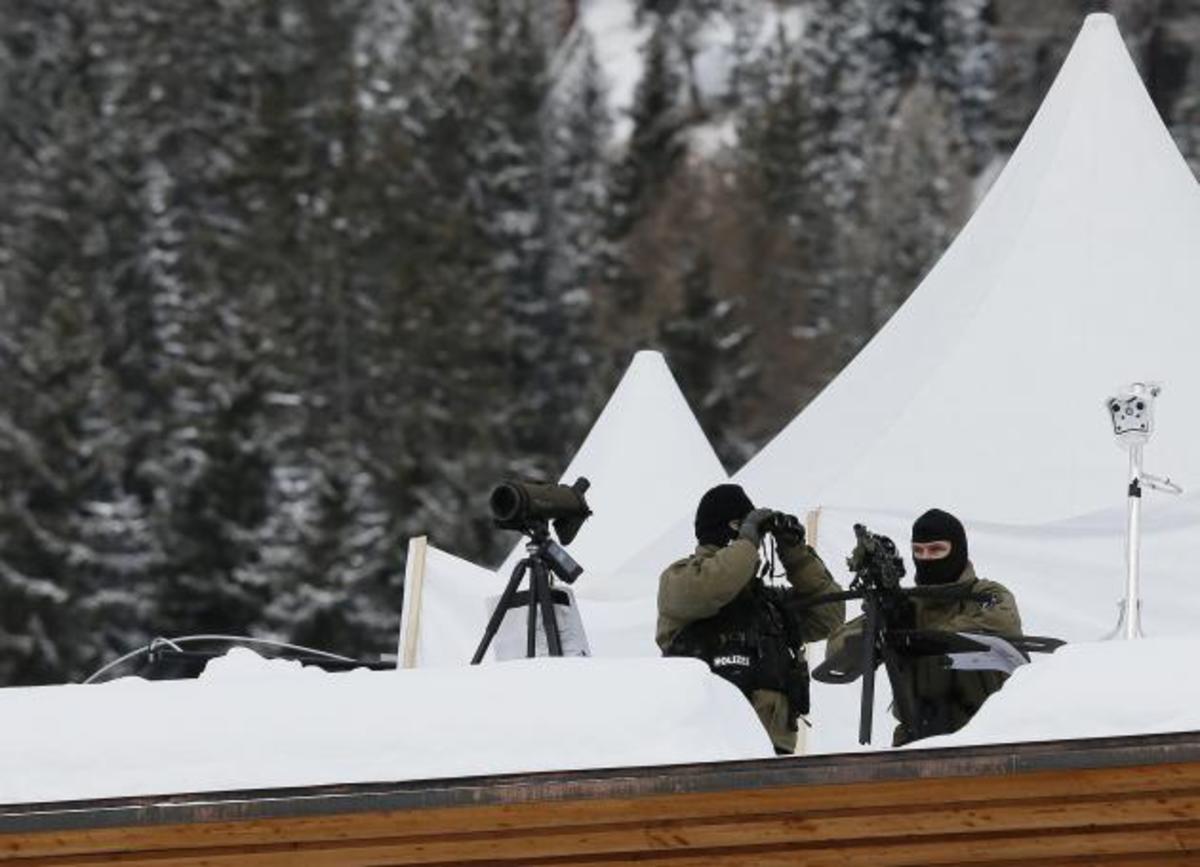 ΦΩΤΟ. Υψηλά μέτρα ασφαλείας στο Νταβός για το Παγκόσμιο Οικονομικό Φόρουμ