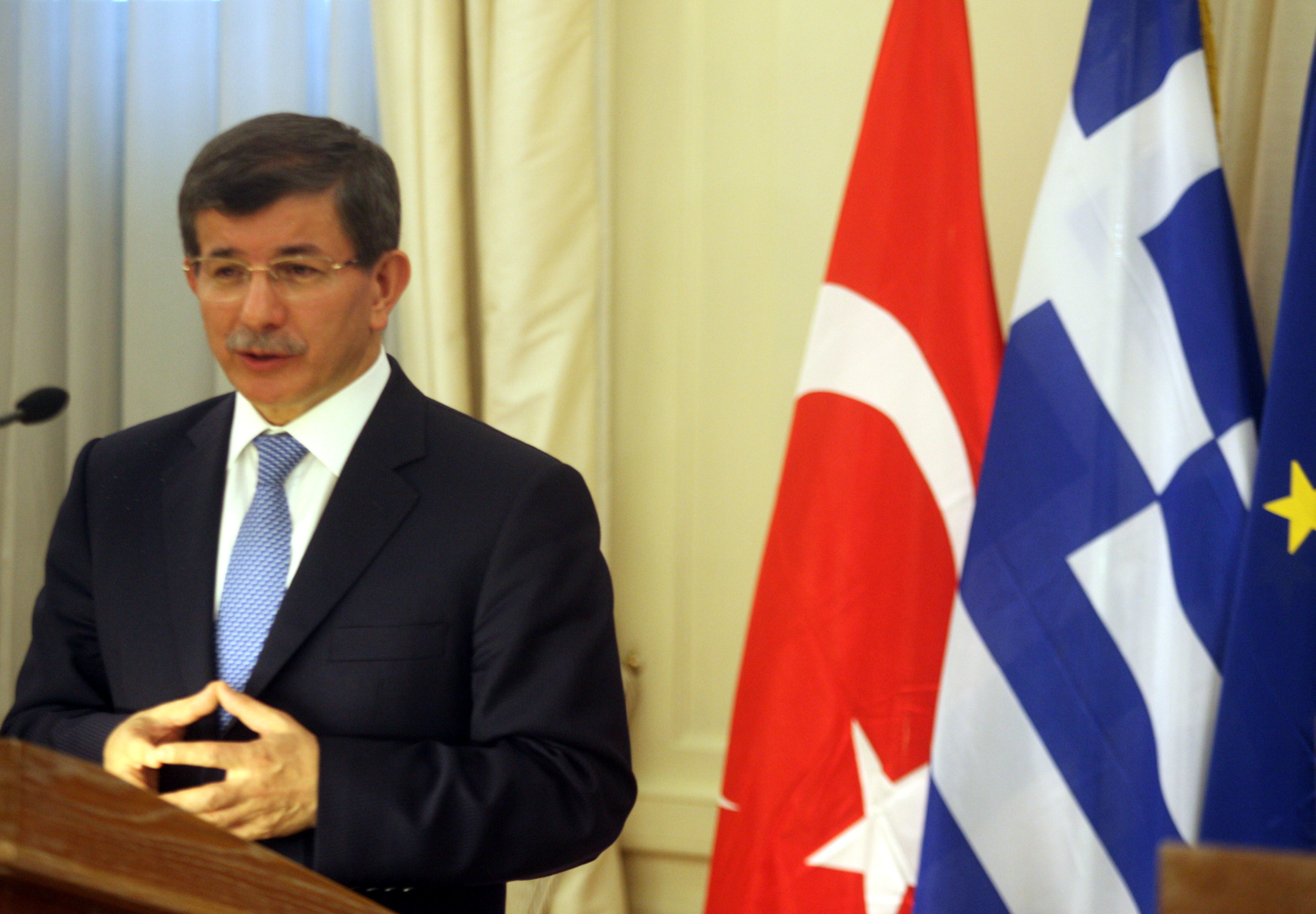 Πρόκληση Νταβούτογλου για Δωδεκάνησα! Βλέπει και εκεί Τούρκους!