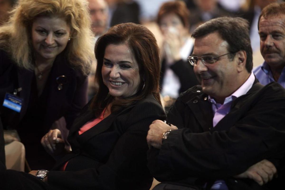 Άρση της βουλευτικής ασυλίας της Ντ.Μπακογιάννη ζητά ο Άρειος Πάγος – “Δεν θα κάνω χρήση της ασυλίας” απαντάει η ίδια