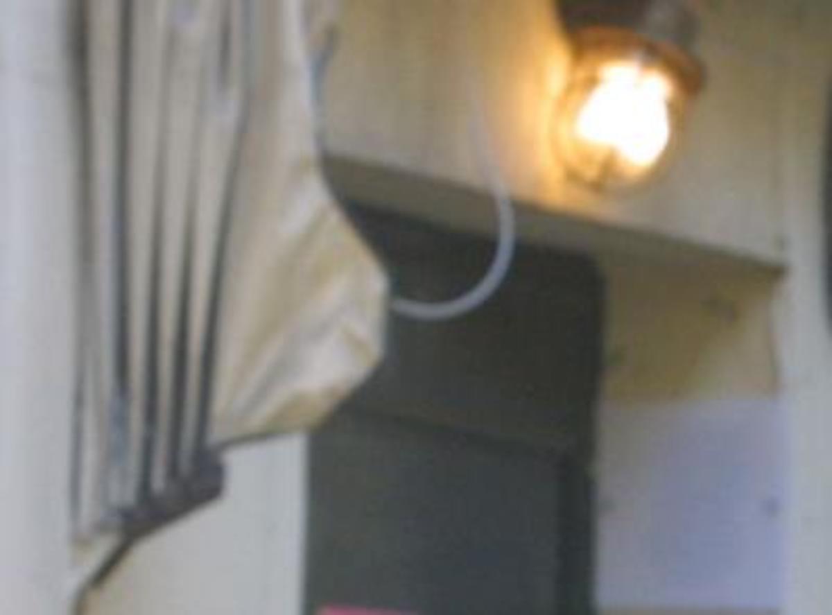 Μόνο 4 στους 350 οίκους ανοχής έχουν άδεια!