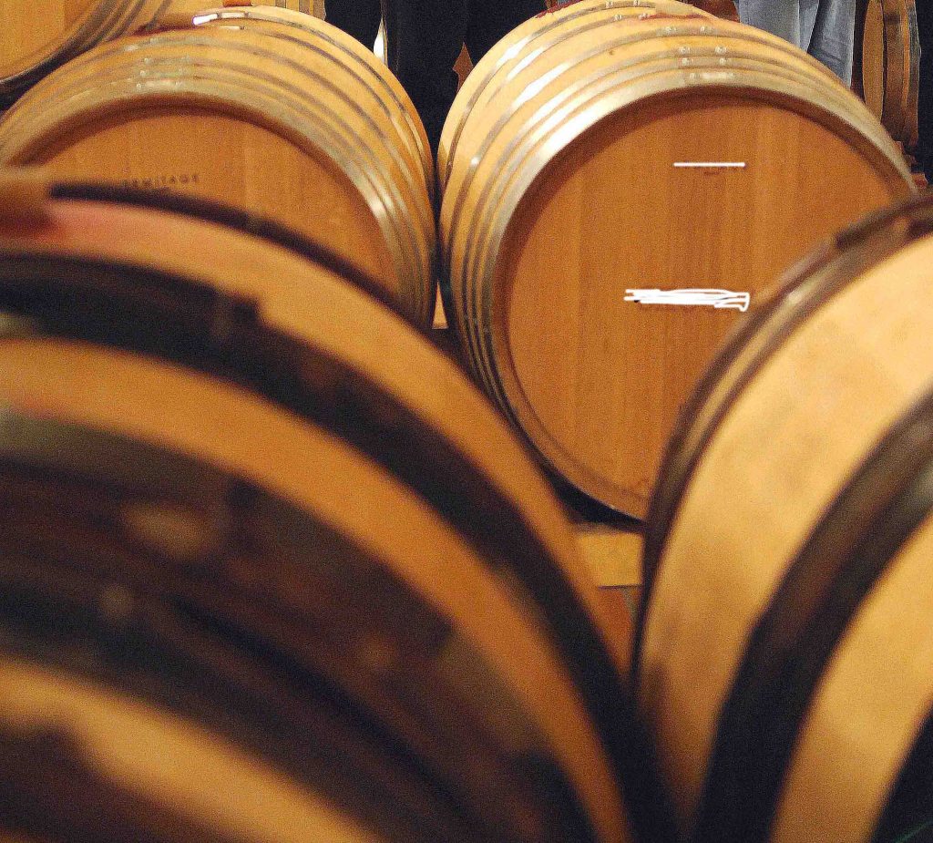 100% φοροδιαφυγή σε 6 οινοποιεία!