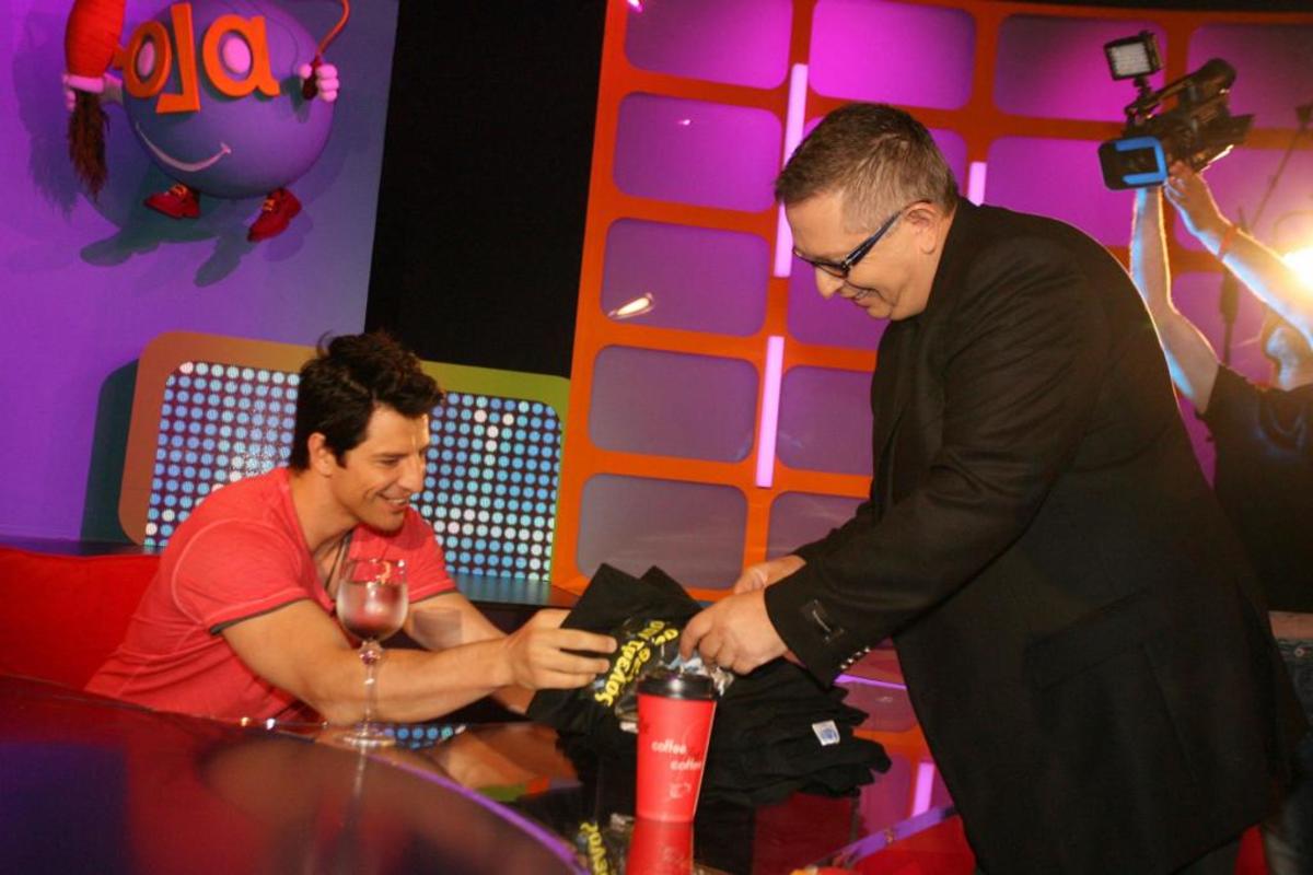 Αύριο βράδυ το τελευταίο ΟΛΑ 12 της σεζόν με Σάκη Ρουβά