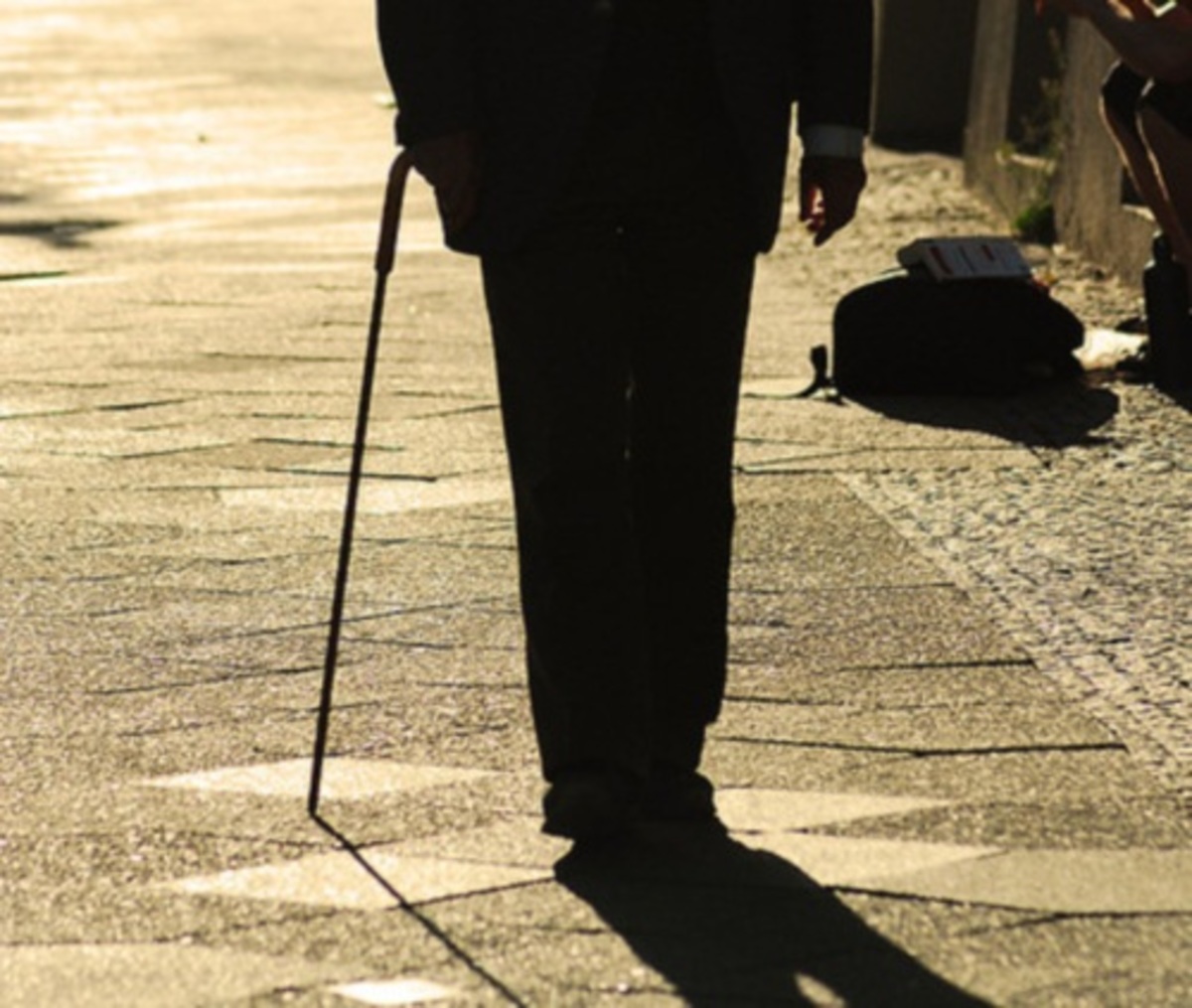 Σέρρες: Τραυμάτισαν και λήστεψαν τυφλό ηλικιωμένο