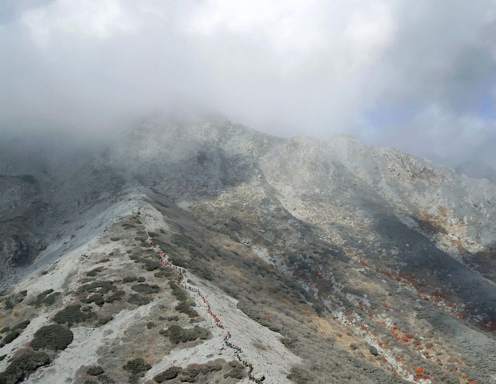 Ιαπωνία: 47 νεκροί και 16 αγνοούμενοι από την έκρηξη του ηφαιστείου