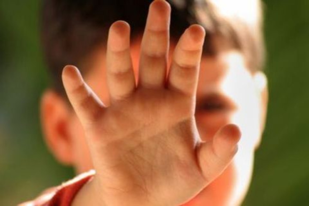 Οι Θεσσαλονικείς δίνουν τα παιδιά τους σε ορφανοτροφεία”