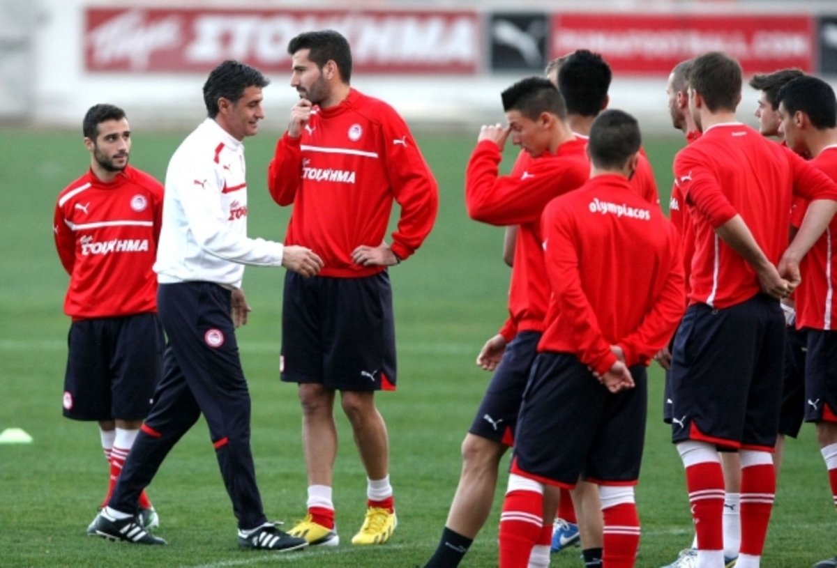 Υπό βροχή και χωρίς προβλήματα η προπόνηση του Ολυμπιακού