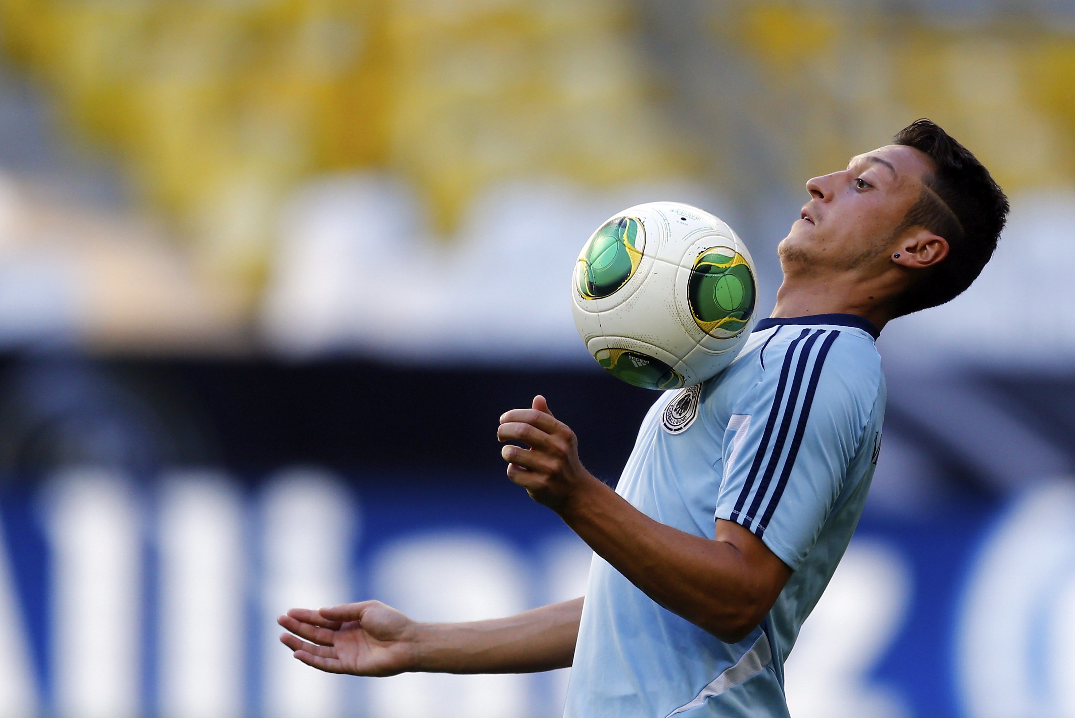 Ο Μεσούτ Οζίλ