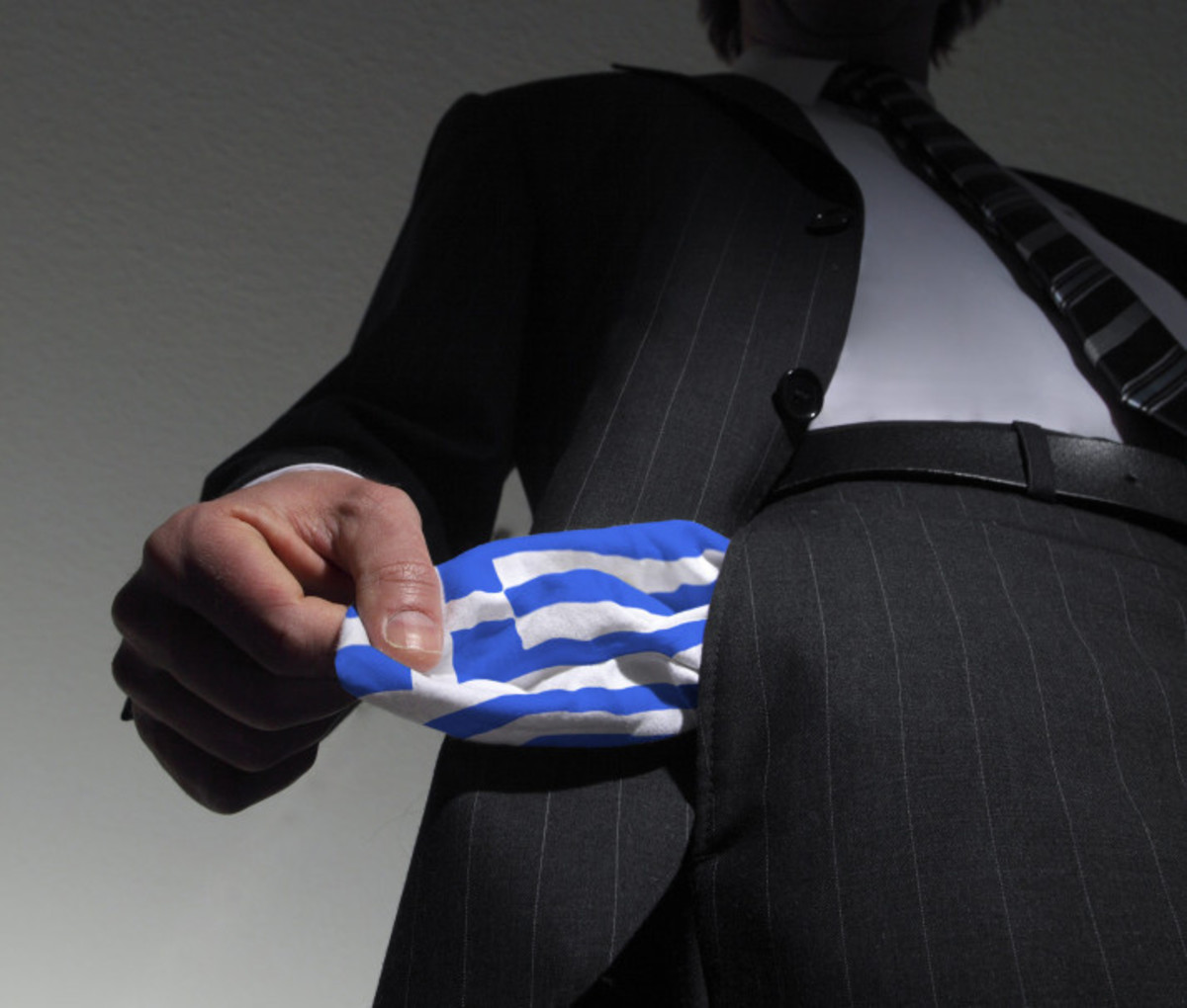 Politico: Οι 12 άνθρωποι που κατέστρεψαν την Ελλάδα