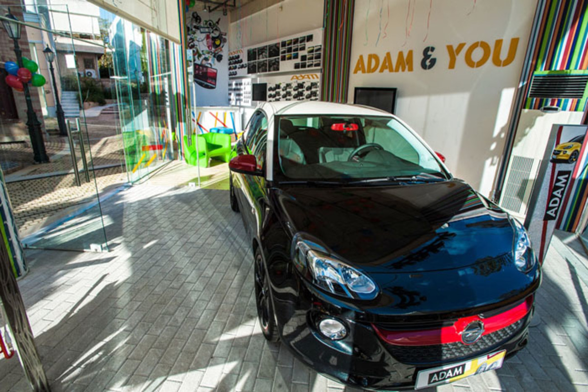 Opel Adam store στην Κηφισιά